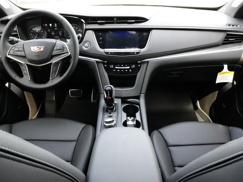 New 2025 Cadillac XT5 Sportv w/ LPO, Red Accent Package image 7