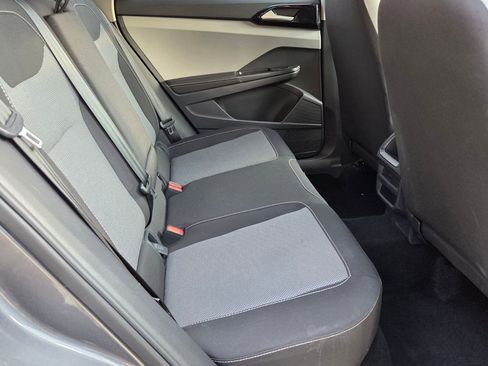 Used 2024 Volkswagen Taos S image 17