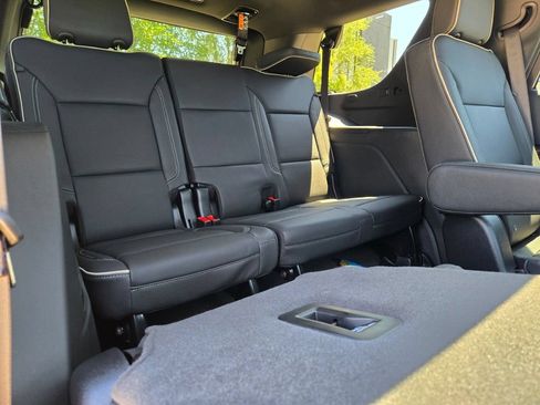 New 2026 GMC Yukon Elevation w/ LPO, Floor Liner Package AWD/4WD image 23