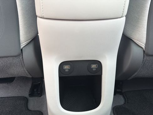 Used 2023 Hyundai Ioniq 5 Limited AWD/4WD image 14