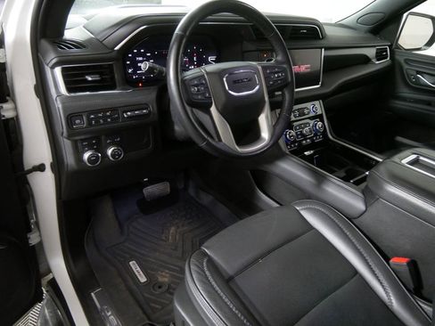 Used 2022 GMC Yukon Denali AWD/4WD image 15