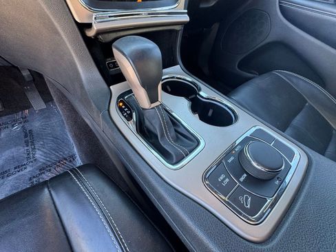 Used 2016 Jeep Grand Cherokee Limited image 14