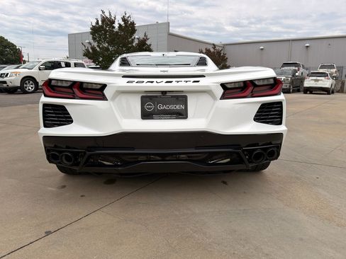 Used 2020 Chevrolet Corvette Stingray Preferred Cpe w/ 2LT Preferred Equipment Group RWD image 4