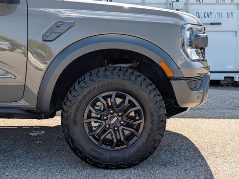 Certified 2025 Ford Ranger Raptor AWD/4WD image 12