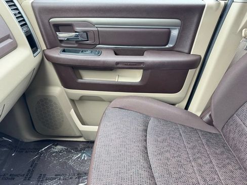 Used 2013 RAM 1500 Classic SLT w/ Premium Display Pkg AWD/4WD image 21
