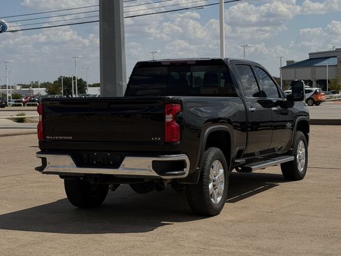 Used 2023 Chevrolet Silverado 2500 LTZ w/ LTZ Premium Texas Edition AWD/4WD image 4
