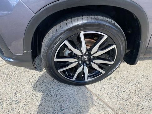 Used 2021 Honda Pilot Touring image 15