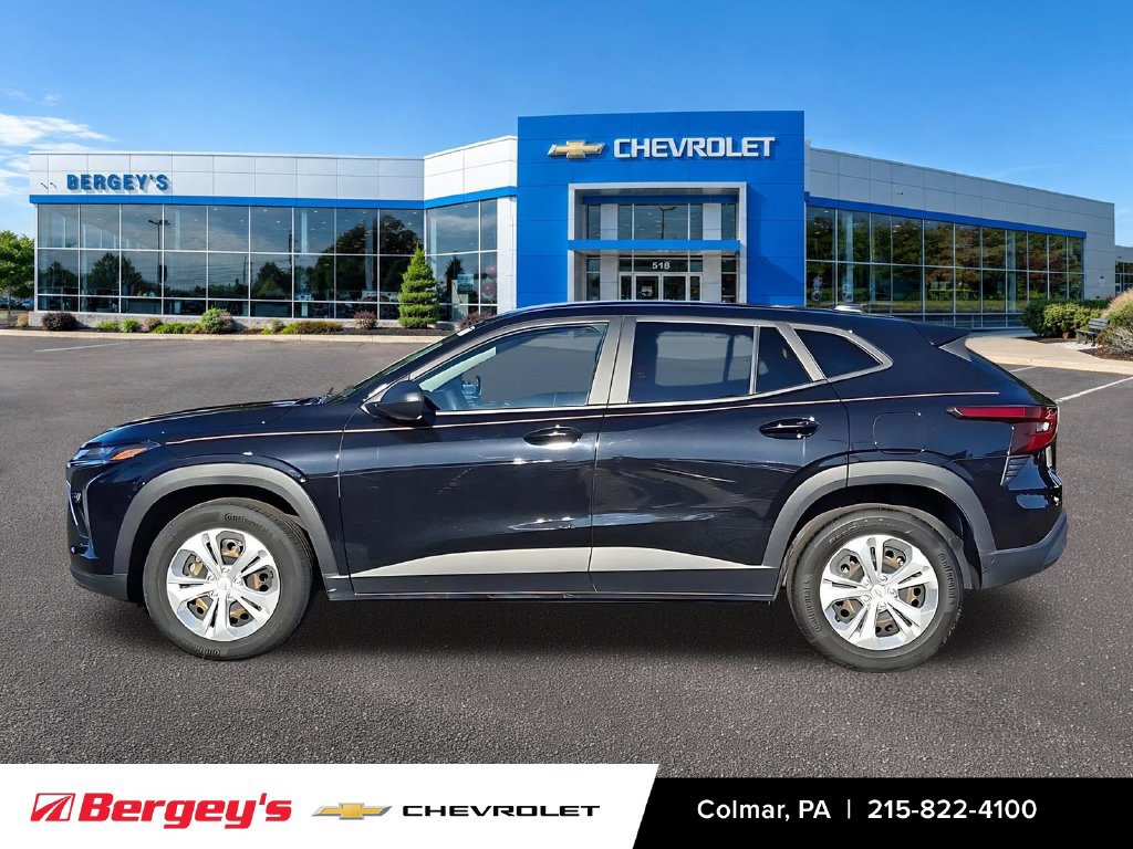 Certified 2024 Chevrolet Trax LS FWD image 9