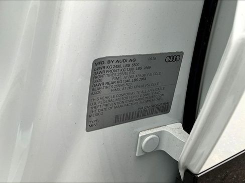 New 2025 Audi Q5 Premium Plus image 8