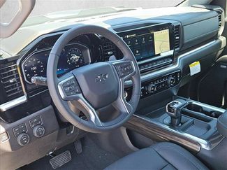 New 2026 Chevrolet Silverado 1500 LT Trail Boss w/ Convenience Package II AWD/4WD video 3