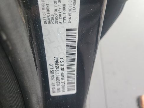 Used 2023 RAM 1500 Laramie AWD/4WD image 12