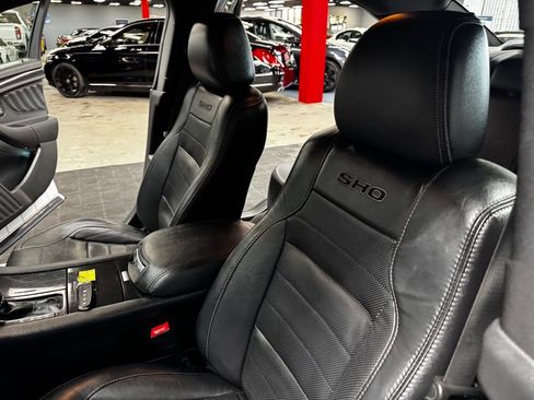 Used 2017 Ford Taurus SHO w/ Driver Assist Package image 35