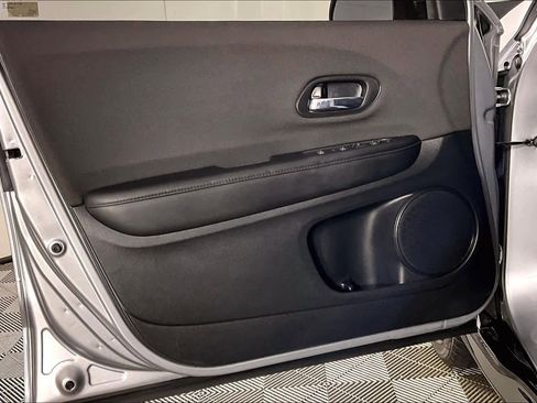 Used 2022 Honda HR-V Sport image 22