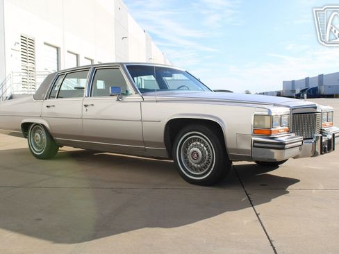 Used 1987 Cadillac Brougham image 22
