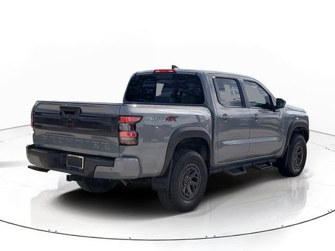 Used 2025 Nissan Frontier PRO-4X w/ Tow Package AWD/4WD image 5