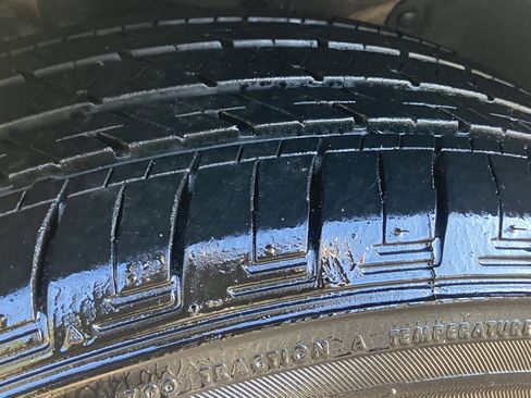 Used 2025 Honda CR-V EX image 12