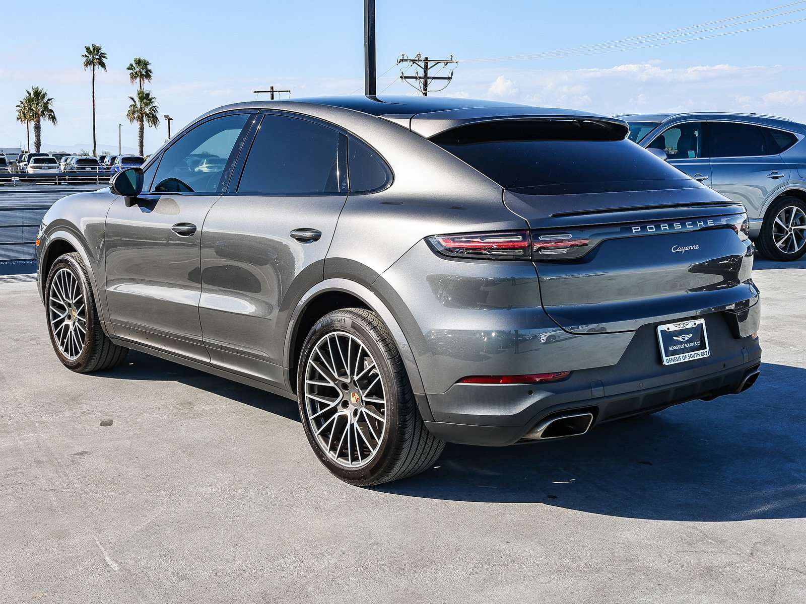 Used 2021 Porsche Cayenne Coupe AWD/4WD image 6