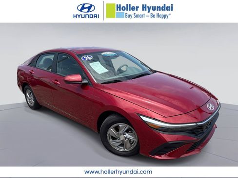 Certified 2026 Hyundai Elantra SE FWD image 1