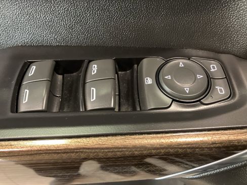 Used 2019 Chevrolet Silverado 1500 LT w/ All-Star Edition image 12