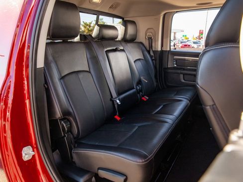 Used 2018 RAM 2500 Laramie w/ Sport Appearance Group image 12