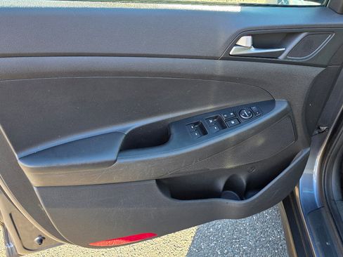 Used 2016 Hyundai Tucson Sport image 31