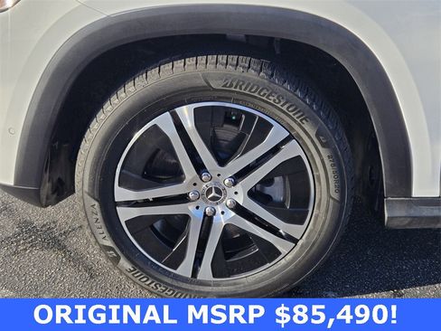 Used 2022 Mercedes-Benz GLS 450 4MATIC image 17
