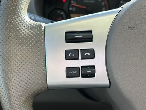 Used 2017 Nissan Frontier SV image 21