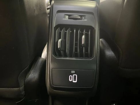 Used 2024 Dodge Hornet R/T Plus AWD/4WD image 28