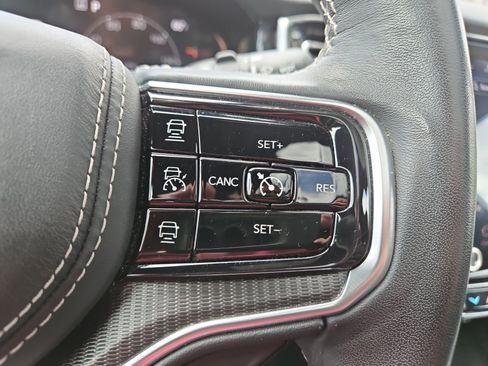 Used 2024 Jeep Grand Wagoneer Series II w/ Quick Order Packagew 28T image 27