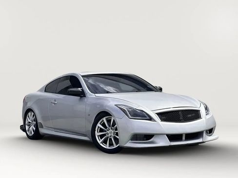 Used 2014 INFINITI Q60 Journey w/ Premium Package RWD image 3