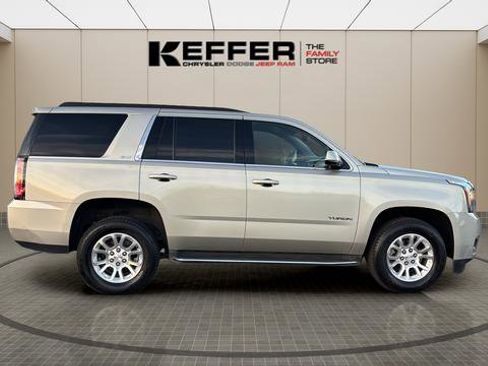 Used 2017 GMC Yukon SLT image 6