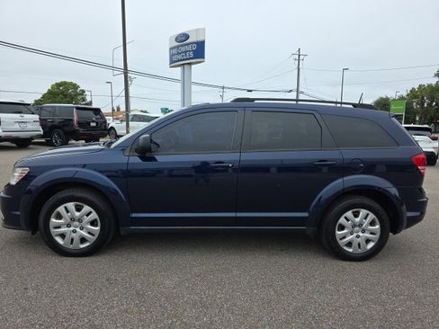 Used 2019 Dodge Journey SE image 5