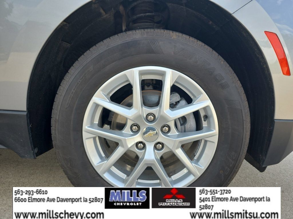 Used 2024 Chevrolet Equinox LT AWD/4WD image 21