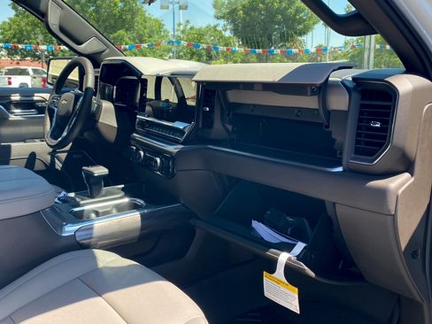 New 2026 Chevrolet Silverado 1500 LTZ AWD/4WD image 19