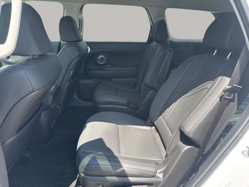 Certified 2026 Hyundai Palisade SEL FWD image 32