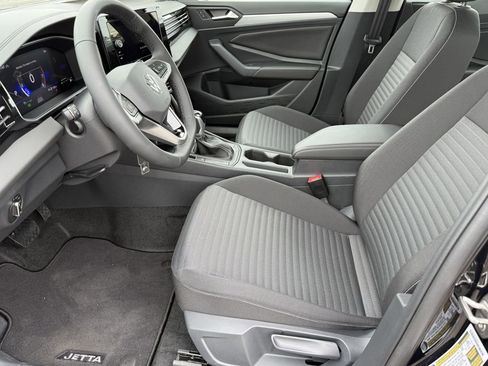 New 2026 Volkswagen Jetta SE FWD image 12