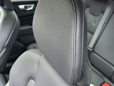 Used 2023 Volvo XC60 B5 Plus w/ Climate Package image 17