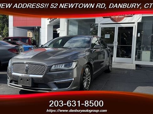 Used 2017 Lincoln MKZ Select w/ Select Plus Package AWD/4WD image 1