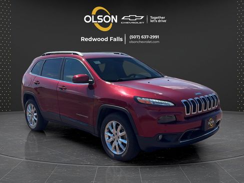 Used 2016 Jeep Cherokee Limited w/ Trailer Tow Group AWD/4WD image 7