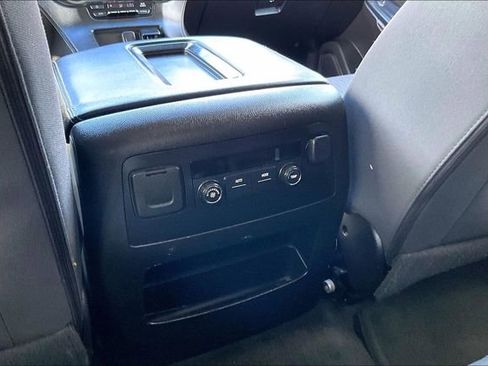 Used 2016 Chevrolet Tahoe LS image 10