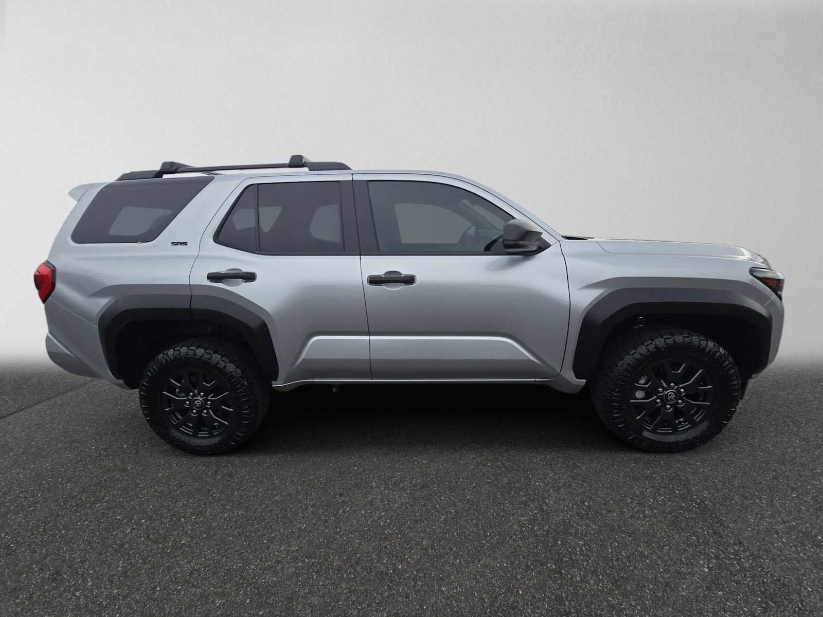 Certified 2025 Toyota 4Runner SR5 AWD/4WD image 2
