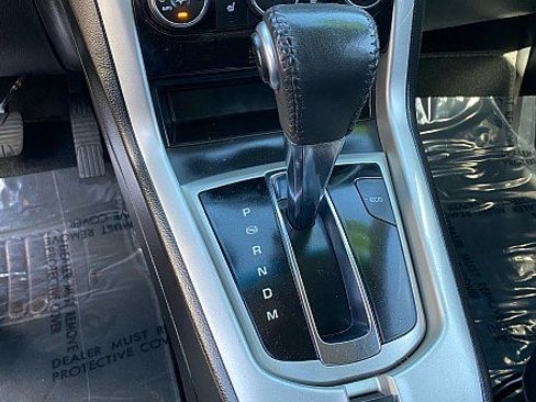 Used 2014 Chevrolet Captiva Sport LTZ image 12