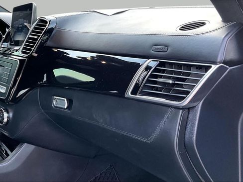 Used 2018 Mercedes-Benz GLE 63 AMG 4MATIC image 19