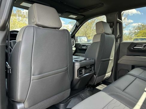 New 2026 Chevrolet Silverado 1500 ZR2 image 16