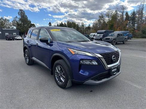 Used 2023 Nissan Rogue S image 7