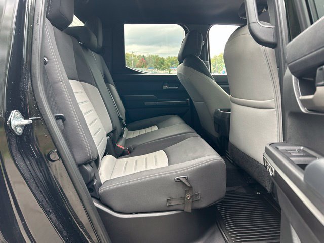 Used 2024 Toyota Tacoma TRD Sport AWD/4WD image 38