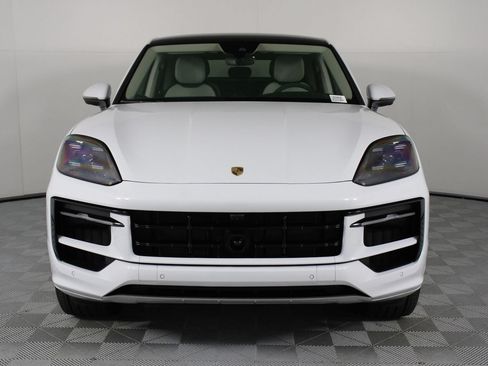 Certified 2026 Porsche Cayenne S AWD/4WD image 10
