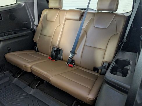 Used 2021 Kia Telluride SX w/ SX Prestige Package image 29