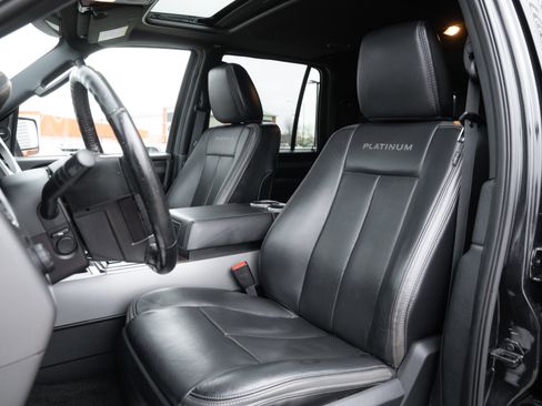 Used 2015 Ford Expedition EL Platinum image 23