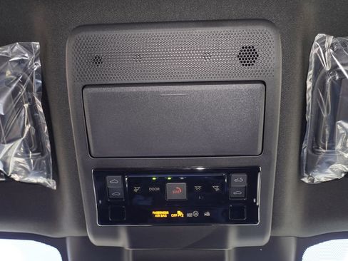 New 2026 Toyota RAV4 SE AWD/4WD image 17